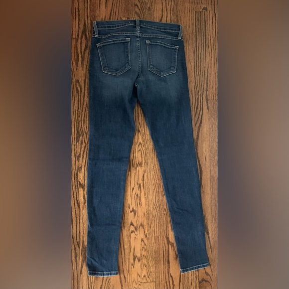 FLYING MONKEY Women’s 27 x 31 Blue Denim Skinny Jeans slightly distressed - Picture 3 of 6